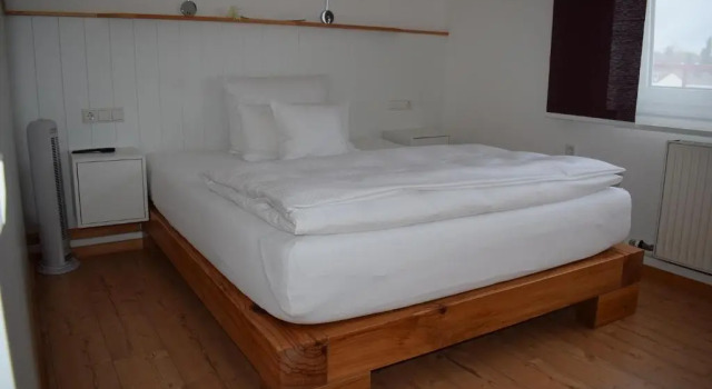 Penthouse Mit 2 Schlafzimmer (U3), Забронировать Отель Неккарзульм , рядом с German Motorcycle Museum (Deutsches Zweirad-Museum)