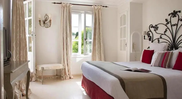 Двухместный номер Standard с балконом La Bastide de Mougins, a Tribute Portfolio Hotel