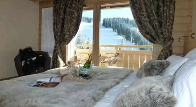 Семейный номер Standard с балконом Hôtel Restaurant "Les Sapins" Wellness & Gourmet