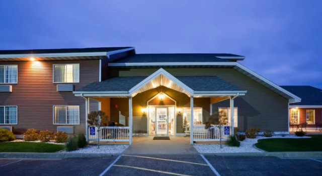 Paynesville Inn & Suites, Varaa Hotelli Hotellit Minnesota pysäköinnillä, Pysäköinti