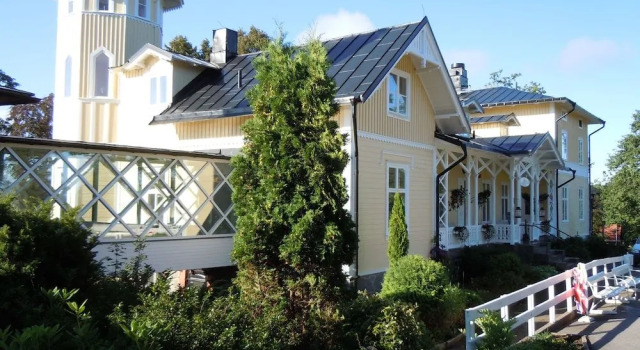 Fredensborgs Herrgård, Varaa Hotelli Vimmerby Kalmari