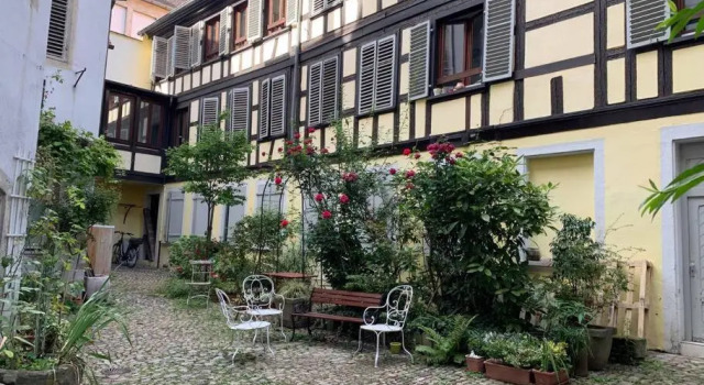 200m2 Triplex proche Cathédrale, Забронировать Отель Страсбург Strasbourg Eurometropole, рядом с Церковь Св. Мадлен