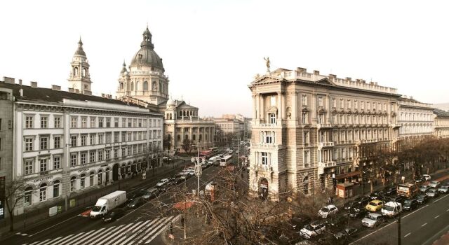 Andrassy 1 Apartment, Забронировать Апартаменты/квартира 05. Внутренний город - Город Леопольда Будапешт, рядом с Станция метро Vorosmarty Square