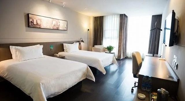 Jinjiang Inn Select Yan'an Zaoyuan Road, Boek Hotel Hotels in Shaanxi met parkeren, Parkeren