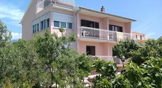 Rooms Marija, Забронировать Гостевой дом Гостевые дома Барбат-на-Рабу, Гостевой дом