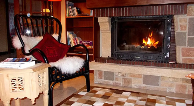 La Petite Colline, Rezervați Hotel Ceret Pyrénées-Orientales