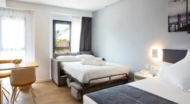 Четырёхместный семейный номер Standard Moontels Valencia Alameda 41