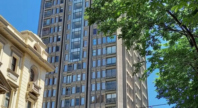 Modern, central, at 19th floor with amazing views, Забронировать Отель Отели Кейптауна с парковкой, рядом с Замок Доброй Надежды, Парковка