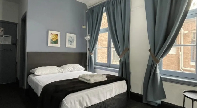 Номер Standard The George Sydney - Hostel