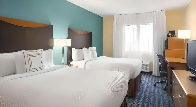 Четырёхместный номер Standard dubuque inn & suites