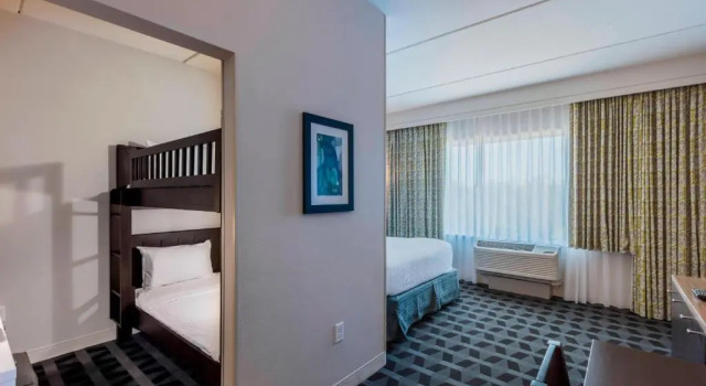 Люкс Семейный Studio c 1 комнатой TownePlace Suites by Marriott Orlando at SeaWorld