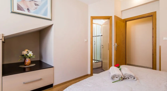 Modern Apartment in Korčula with Terrace