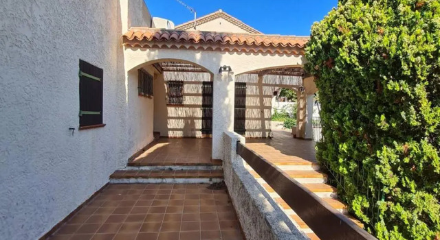 Maison Six-Fours-les-Plages, 4 pièces, 8 personnes - FR-1-316-262, Забронировать Отель Сис-Фур-Ле-Плаж Var coast