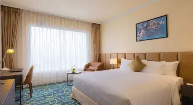 Номер Deluxe La Vela Hue Hotel