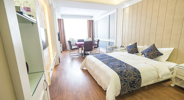 Huaerman Holiday Hotel, Rezerwuj Hotel Hotele w Zhuhai z parkingiem, Parking