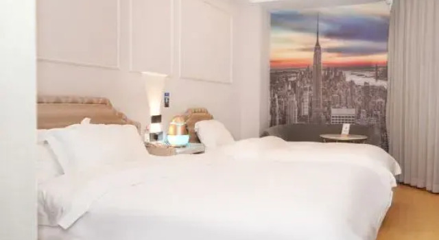 Люкс Home Inn (Shanghai Hongqiao Railway Station Huaxiang Road)