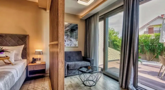 Люкс Dedaj Resort - Villa Almaro with Heated Pool