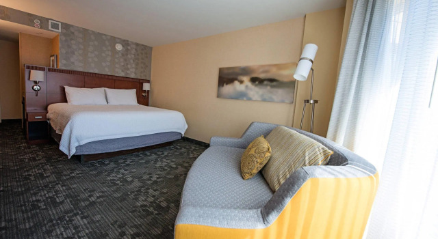 Двухместный номер Standard Courtyard by Marriott Halifax Downtown
