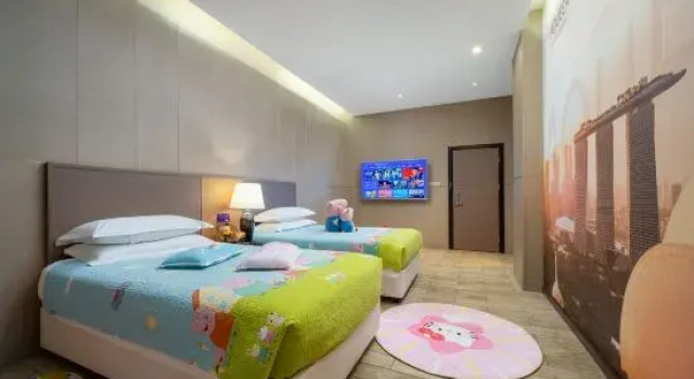 Семейный тент Zhuhai Aqueen Hotel