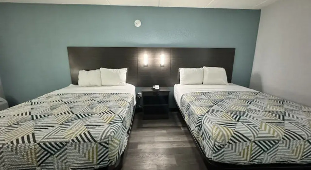 Четырёхместный люкс Standard Studio 6 Suites East Syracuse Airport