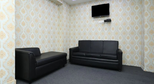 OYO 30698 Hari Om Guest House, Prenota Affittacamere Calcutta 