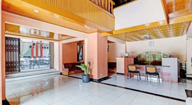 Collection O My Grand, Book Hotel Cisarua West Java