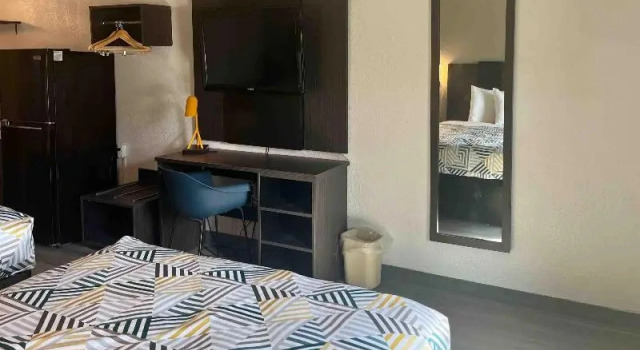 Studio 6 Lake Jackson, TX GA, Book Hotel Hoteller i Houston med parkering, Parkering