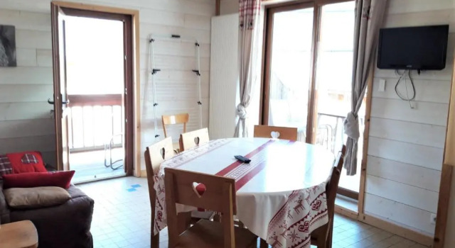 Appartement Albiez-Montrond, 2 pièces, 5 personnes - FR-1-618-5, Réserver Appartement Albiez-Montrond 