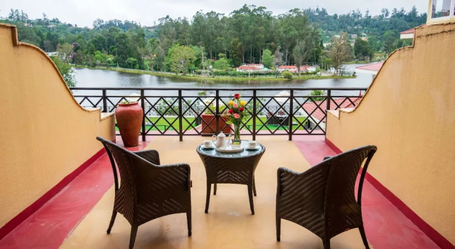 Двухместный номер Deluxe c 1 комнатой с балконом и с видом на озеро The Carlton Kodaikanal