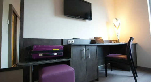 Номер Standard Brit Hotel Confort Saint-Dizier