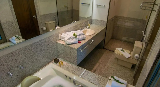 Люкс Deluxe Garden Hill Hotel e Golfe