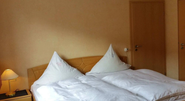 Beautiful Apartment in Lirstal Near Forest, Boek Appartement Lirstal 