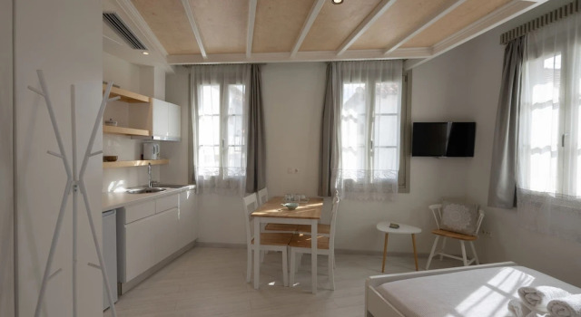 l anima boutique suites