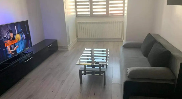 Апартаменты Deluxe White & Silver Luxury Suite Craiova
