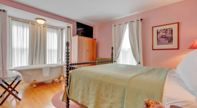 Номер Standard Цокольный этаж James Place Inn Bed and Breakfast