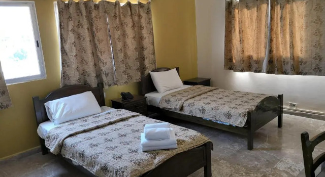 Двухместный номер Standard с видом на горы Holiday Suites Hotel & Beach Resort