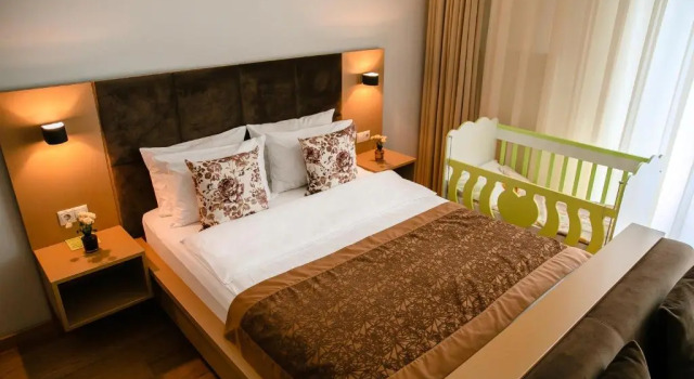 Студия HomeBridge Hotel Apartments