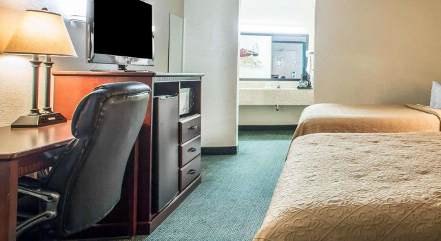 Четырёхместный номер Standard Quality Inn San Diego I-5 Naval Base
