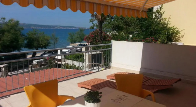 Apartments Mateljan 1715, Book Apartment Kastel Luksic Kaštela