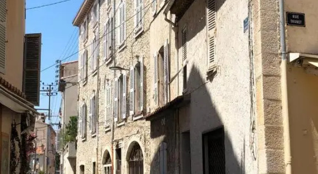 Appartements climatisés - Vieil Antibes, Забронировать Апартаменты/квартира Апартаменты Антиб, рядом с Antibes Archaeology Museum, Апартаменты/квартира