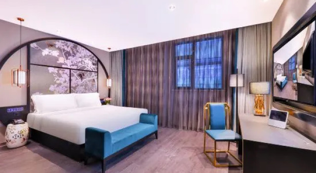 Люкс Deluxe с видом на город Crystal Orange Hotel Shanghai Wujiaochang
