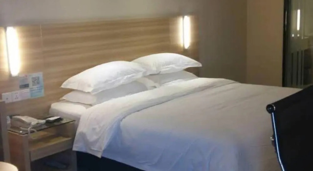 Poltton International Apartment Luohe, Book Apartment Luohe Henan