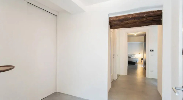 Shades Of Como With Private Terrace by Rent all Como, Забронировать Апартаменты/квартира Апартаменты Комо, рядом с Площадь Победы, Апартаменты/квартира