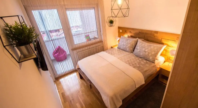 Apartment Lamar - Entry with PIN 0 - 24h, Underground parking garage, Elevator, Rezervovat Apartmán Hotely v Slavonia s parkováním, Parkování