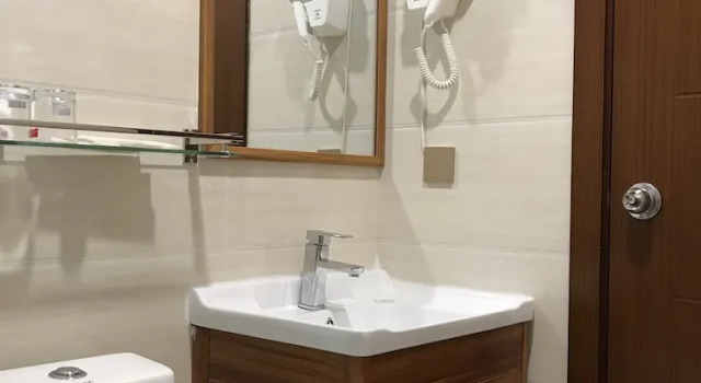 Номер Luxury Good East Hotel