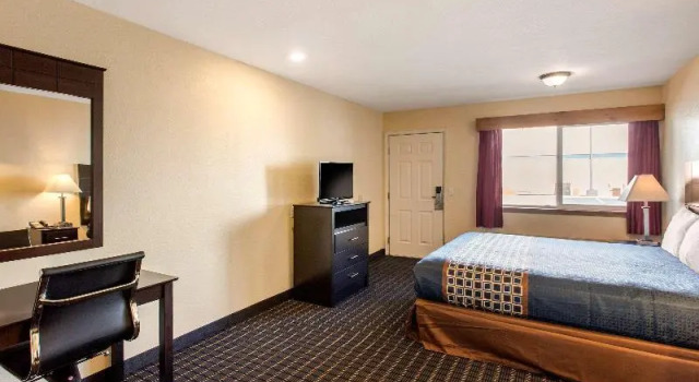 Люкс Rodeway Inn Coeur dAlene