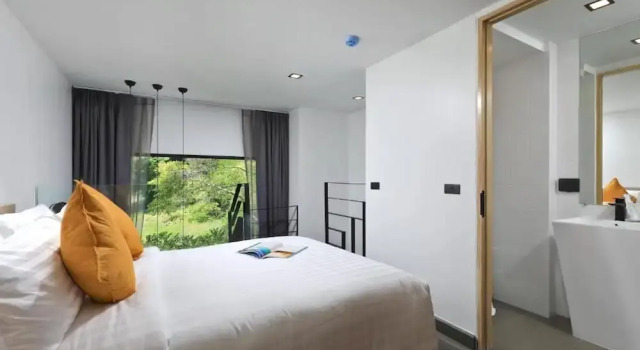 Апартаменты Naiharn Loft near Beach UTL B325