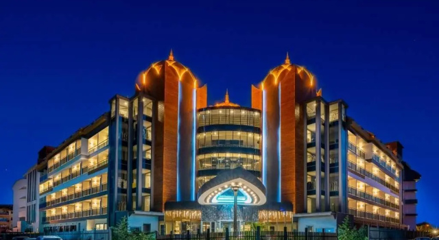 Arnor De Luxe Hotel