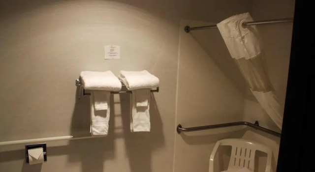 Номер Standard Eastwood Inn