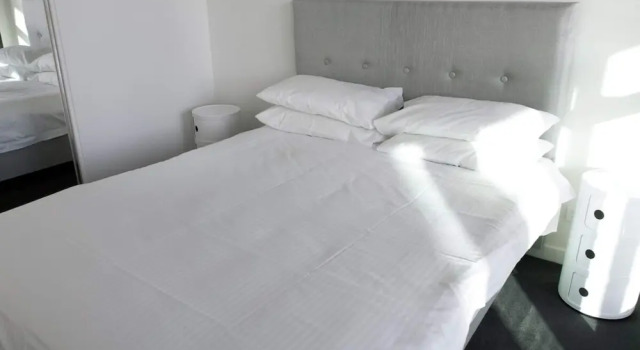 Brand New 1 Bedroom Apartment in South Melbourne, Забронировать Апартаменты/квартира Южный Мельбурн Мельбурн, рядом с Пристань для яхт «Е»